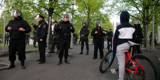 Сход в защиту сквера в Екатеринбурге: основные события, задержания и аресты