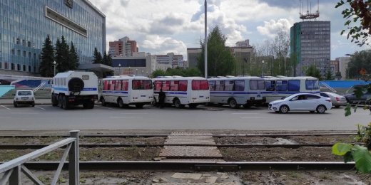 Задержания на всероссийской акции нацболов за честные выборы. Онлайн