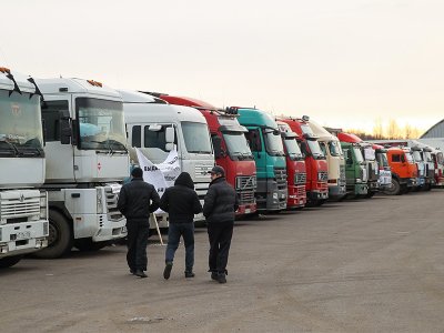      Организаторам акций дальнобойщиков в разных регионах чинят препятствия
    