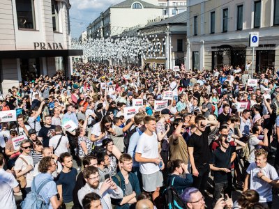      [Уголовное] право на протест: где грань между мирными акциями и массовыми беспорядками
    